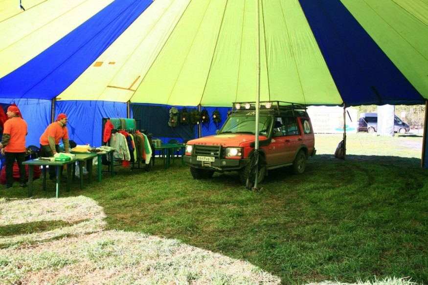 Мега-палатка Век d 15